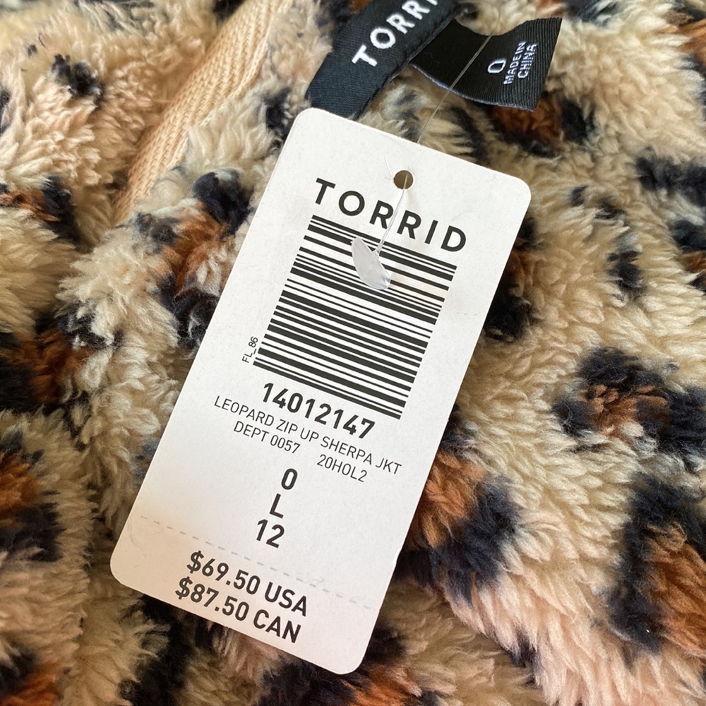 TORRID LEOPARD FAUX FUR ZIP JACKET😍 brand new! - Picture 7 of 8